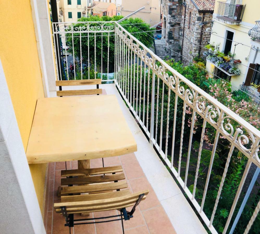 מלון טאורמינה Casa Ferrara מראה חיצוני תמונה
